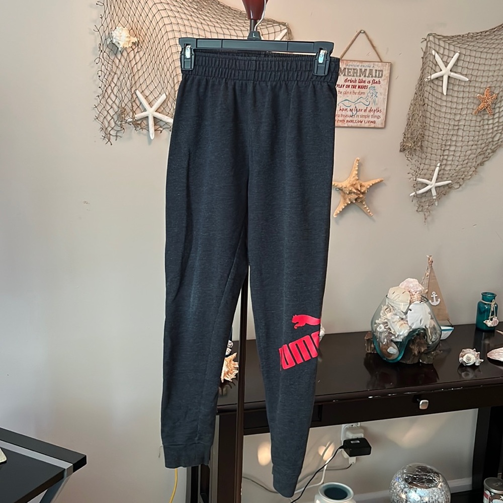 Boys Large Puma sweatpants